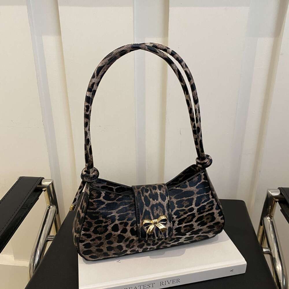 Niche Design Bow Leopard Print for Women New Fashion Personality Handbag Single Shoulder Underarm Baguette Bag
