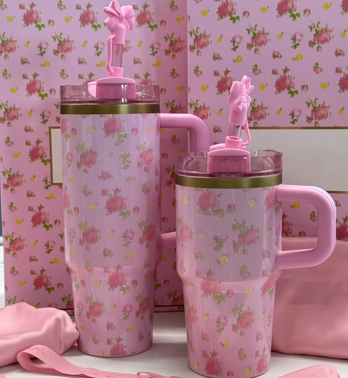 US Stock Ibiza Sunset 40oz Tumblers Mugs Blue Magnolia Rose Lilac Cups Stainless Steel Tumblers 40 OZ Car Mugs Winter Pink Bow Tie Water Bottles Designer Luxury Mugs