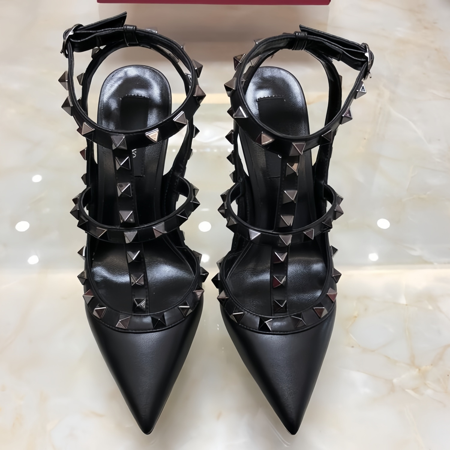 Designer Women Sandals High Heels Pointed Toes Shoes Luxury V Rivets Leather Sandals 6cm 8cm 10cm Black Nude Matte Stiletto Heels Slippers 35-44 b