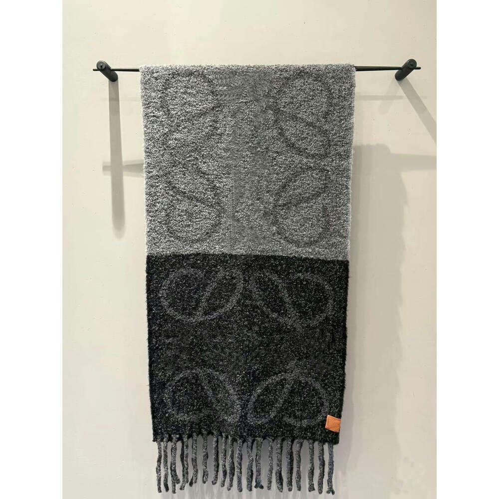 Designer scarf Brand cashmere scarves Winter men and women long scarf fashion classic large plaid capeS