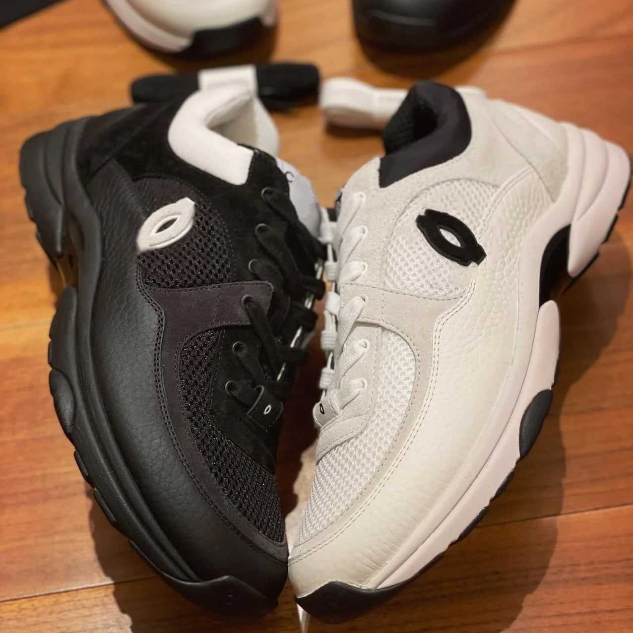 Coquette Sneakeras Outdoor Shoes Luxury Designer Out Of Office Sneaker Women Sneakers Mens Trainers Sneakers Men Running Shoes 45