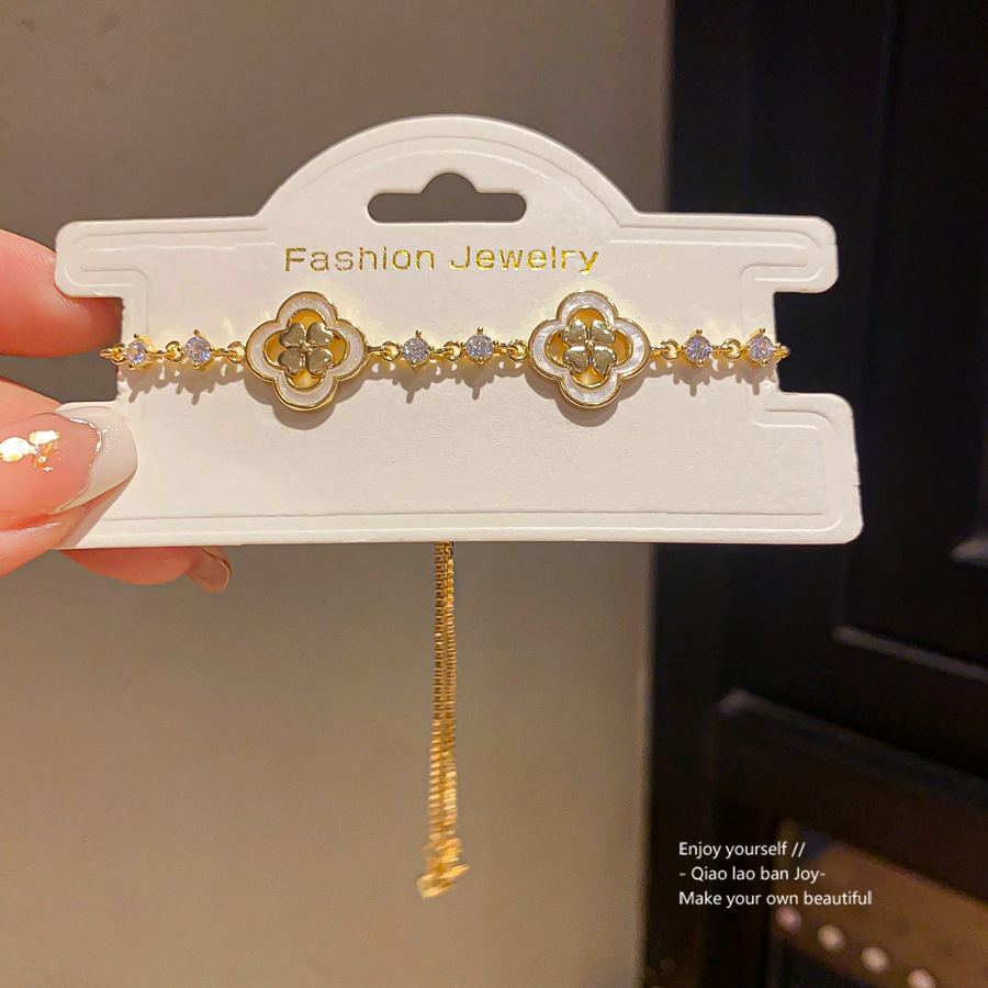 Silver - Toned Blue Clover & Crystal Bracelet Delicate Detail, Elegant for Daily or Sophisticated Wrist Styling, High - Quality Accessory