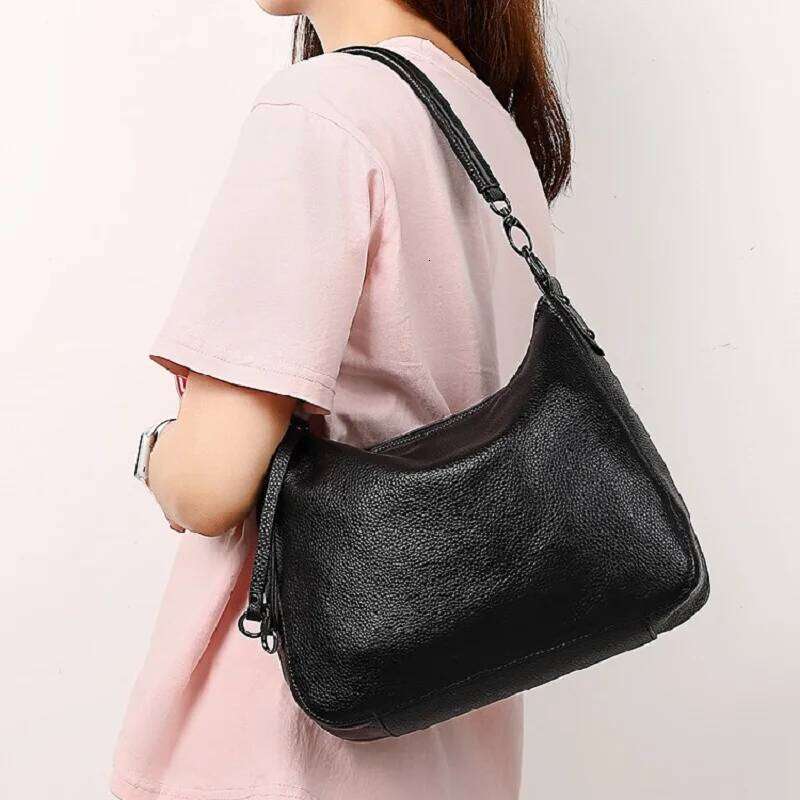 2025 Genuine Leather Women's Shoulder High Quality Cowhide Handbag Versatile Daily Casual Crossbody Bag As Gift