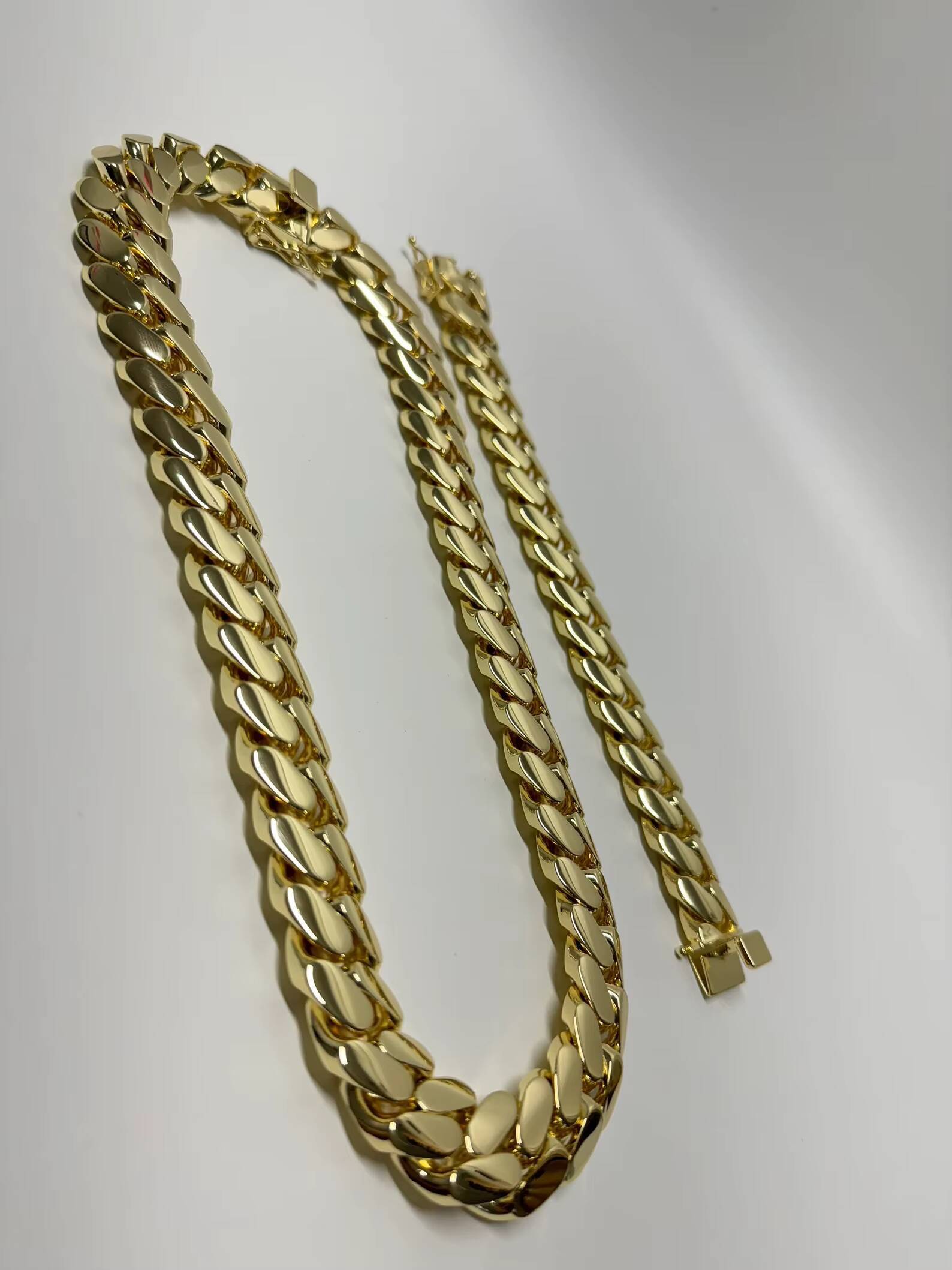 Top Selling 14K Gold Plated Sterling Silver Half Kg 22MM Hip Hop Style Cuban Link Chain For Gift Available for Factory Price