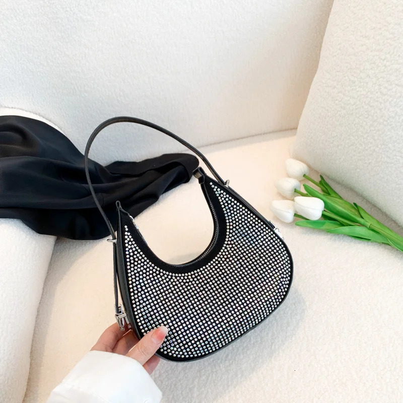 Chain Diamonds PU Leather Crossbody Bags for Women Summer Shoulder Handbags Female Solid Color Cross Body Bag 250901