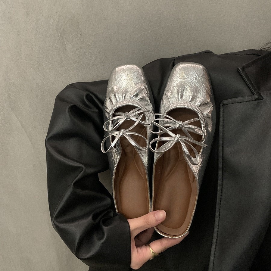 Designer Luxury Hidden Wedge-shaped Bow Strap Design Closed Toe Toe Women's Fashionable Outdoor Maryjane Style Sandals Soft Insoles Minimalist So