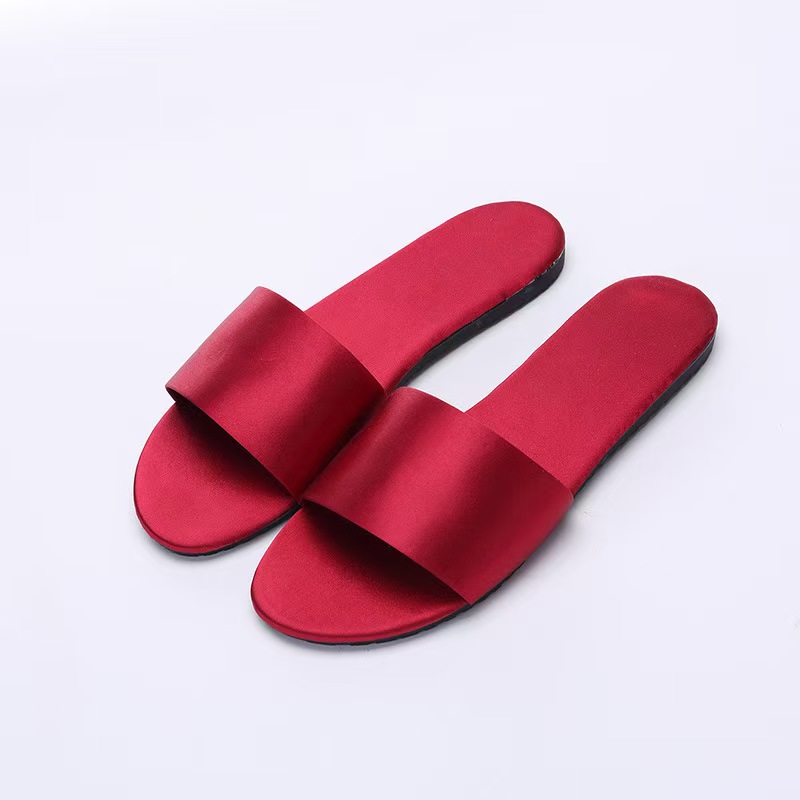 Luxury Metallic Slide Sandals Designer Women's Slippers Shoes Slide Summer Fashion Wide Flat Flip Flops With Box Size 37-42