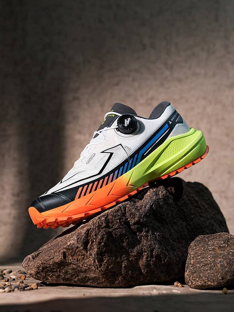 Running Men Spring Autumn Summer Ultra-lightweight Shock-absorbing Wear-resistant Breathable Sports Men's Outdoor Hiking Trekking Shoes