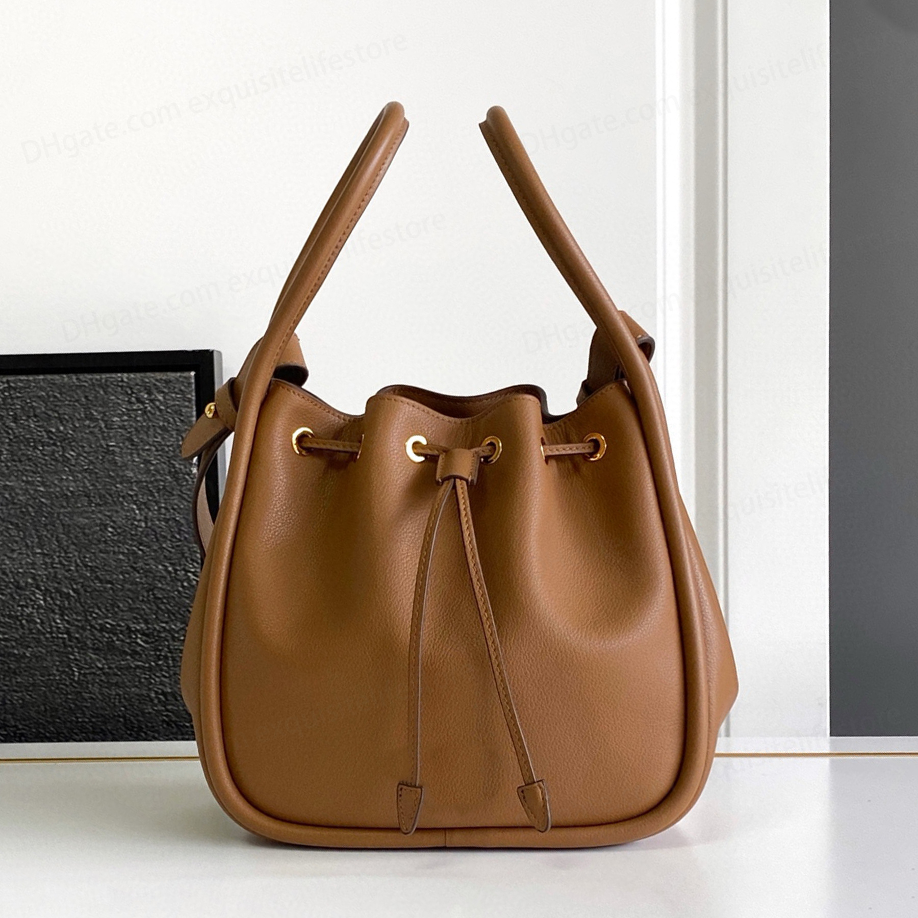 Top Quality Darling Mini Leather Bucket Bag Luxury Designer Soft Genuine Leather Shoulder Bag Golden Hardware Crossbody Bag Drawstring Closure Handbag Purse 10A