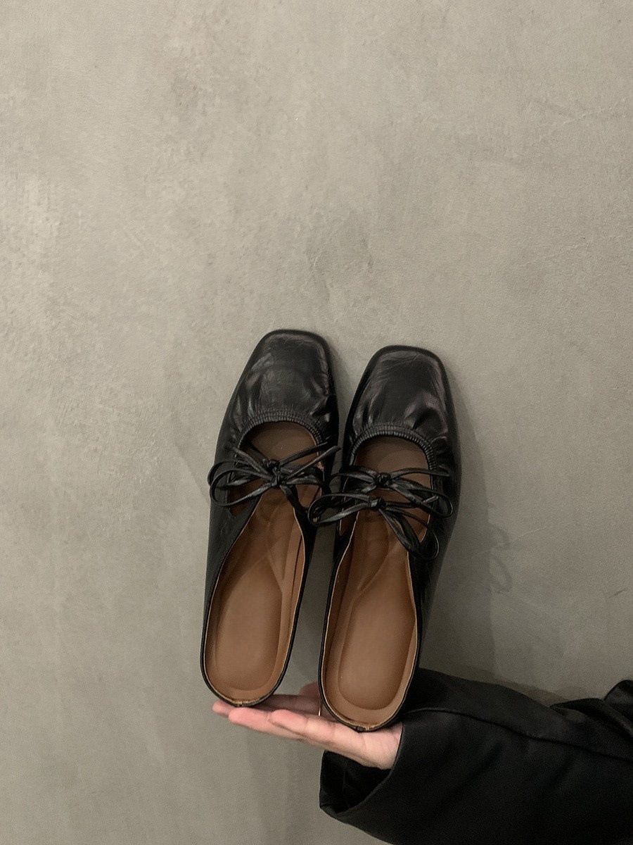 Designer Luxury Hidden Wedge-shaped Bow Strap Design Closed Toe Toe Women's Fashionable Outdoor Maryjane Style Sandals Soft Insoles Minimalist So