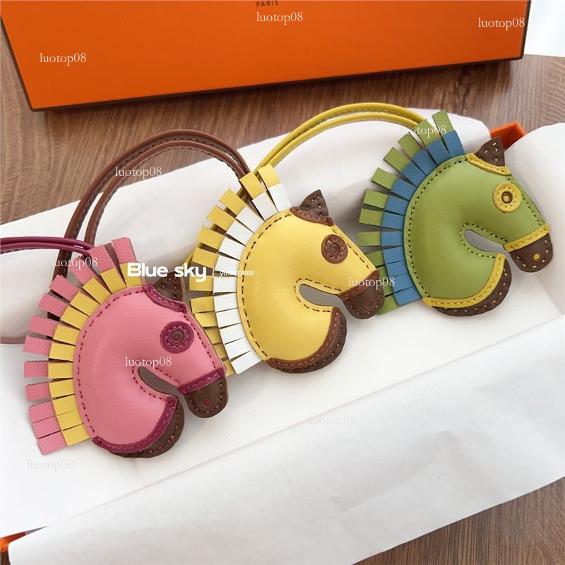 Fashion style cute handmade sheepskin pony head pendant genuine leather war horse unicorn bag charm highend car hanging decoration for women Luxurys d