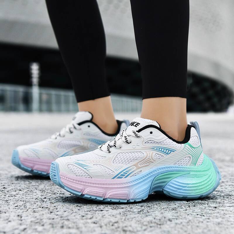 ONKE Autumn Men's shoes designer men Lightweight Breathable Non-Slip Sports Casual Women Thick Sole Shock Absorption Couple Running Dad Shoes