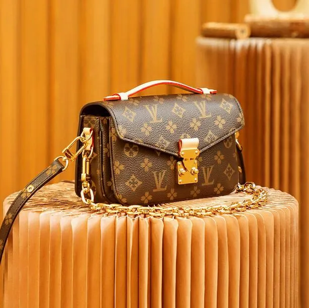 2025 Designer Bag top Fashion women shoulder Postman Women Satchel Shoulder Clutch Cross body genuine leather hobo Chain bag Presbyopic Drawstring Bucket