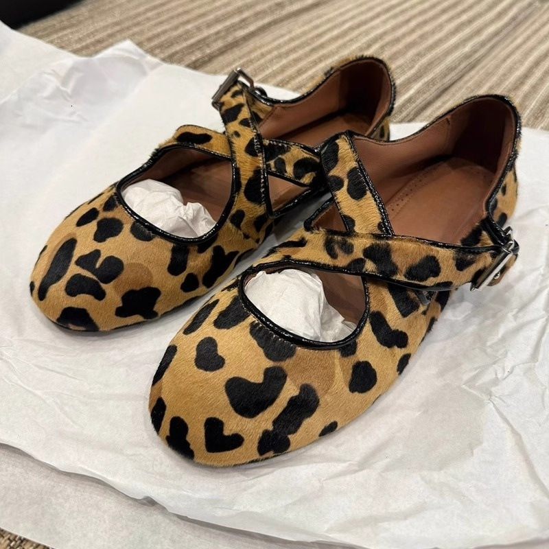 Designer Luxury Korean-style Plush Sheepskin Round-toed Full-toe Leopard Print Simple Sexy Women's Shoes Flat Soft Single Shoes Versatile Small L