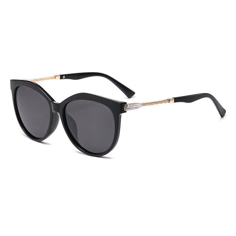 New Arrival Stylish Polarized Metal Sunglasses for Women European and American Style UV resistant with Sparkling Diamonds Hot selling in Europe and Am