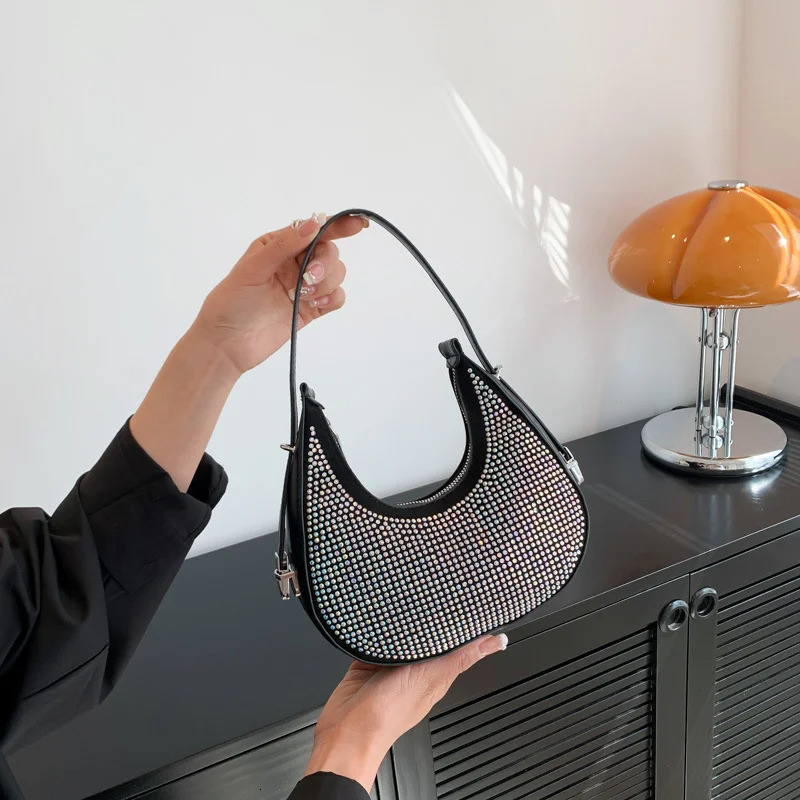 Chain Diamonds PU Leather Crossbody Bags for Women Summer Shoulder Handbags Female Solid Color Cross Body Bag 250901