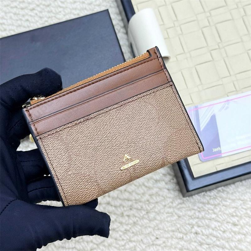 Designer Wallets Purses Short Leather Card Holder Coin Pouch Women Mens Cards Bag Mini Wallet Fashion Fannypack Clutch