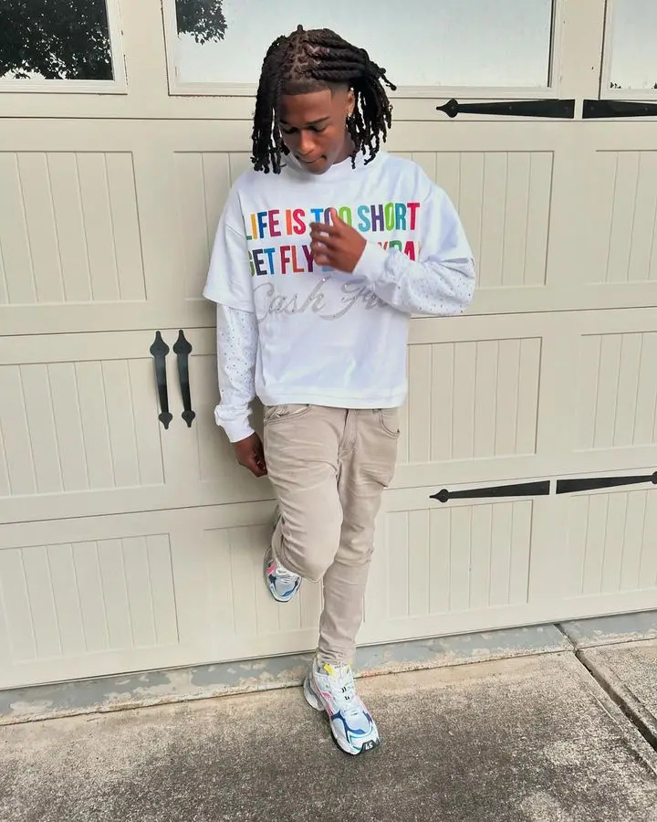 Streetwear Retro Rhinestone Long Sleeve Tops Y2K Sweatshirt Men Women Hip Hop Letter Graphic Oversized Sweatshirt Casual TShirt 250902