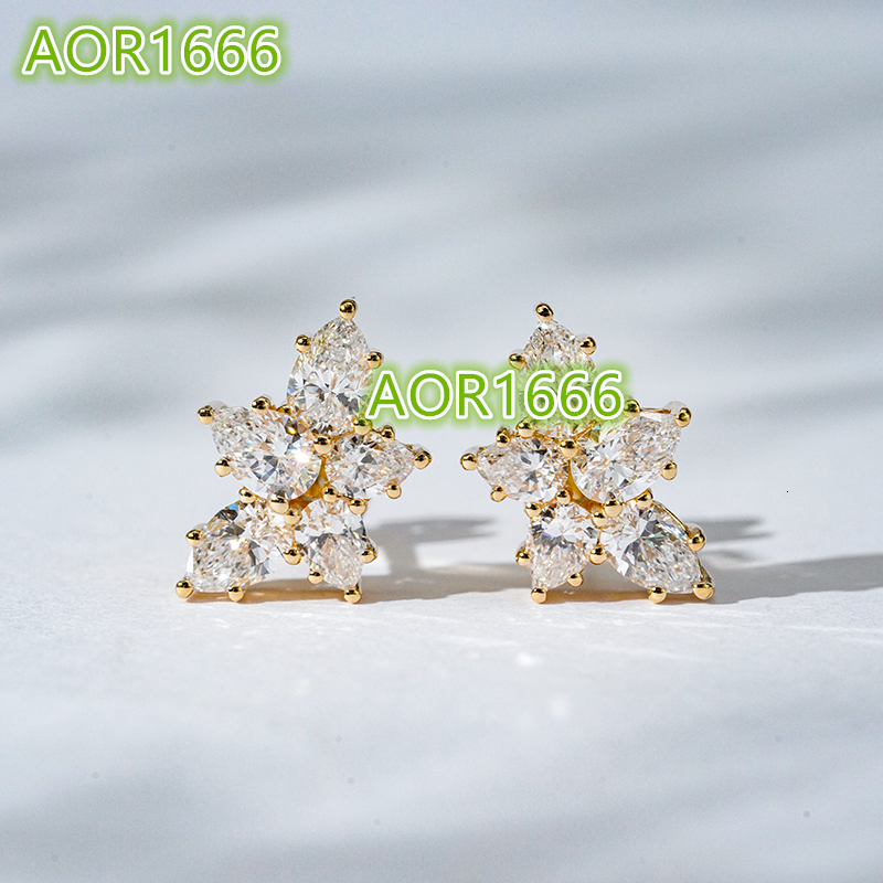 HPHT Pear 345mm and 2535mm DEF VS Mixed Stones Gorgeous 18k Yellow Solid Gold Push Back Stud Lab Grown Diamonds Earrings