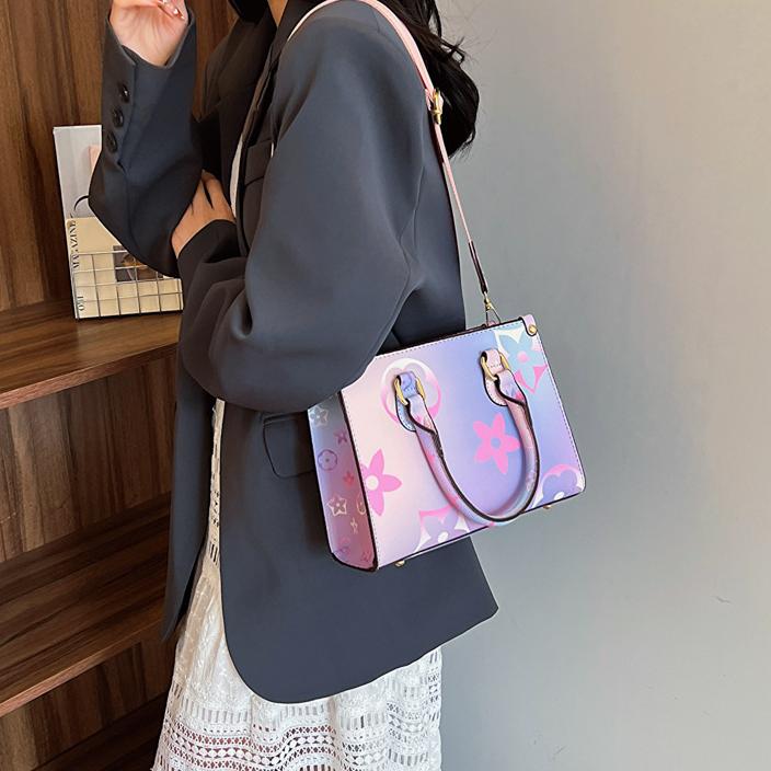 hot Free delivery designer handbag for woman Fashion shoulder bag with soft leather design for casual wear