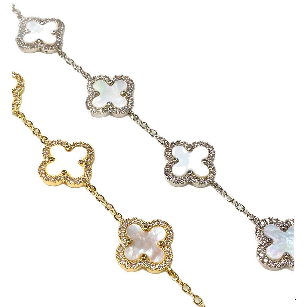 Zircon Flower Shell Pendant Bracelet Light Simple Elegant Hand Niche High-end Versatile Women's Jewelry