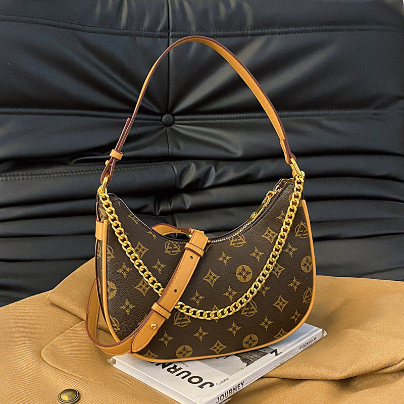 Temperament ladies' bags 2025 new European and American printed baguette bag fashionable high-end shoulder messenger bag