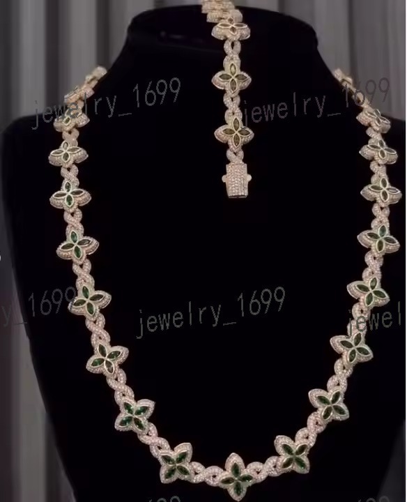 Designer necklace Luxury Silver Cuban Link Chain Fully Iced D Colour VVS Studded Moissanite Diamond Tester for Wedding