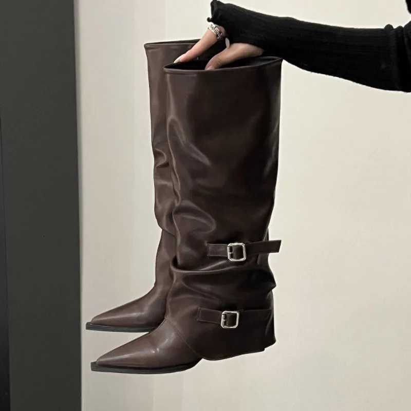 Designer Womens Boots Spring Cozy Pointed Toe Woman Shoes Fashion Sexy KneeHigh Boots for Women Belt Buckle Thick Heel Boots W250902