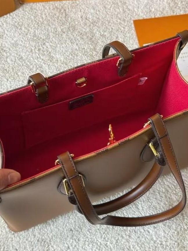 Designer high-end light luxury fashion single-shoulder crossbody handbag for women