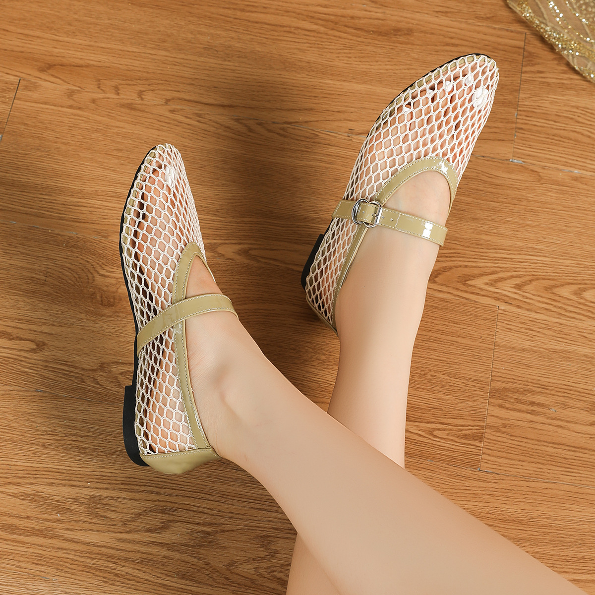 Designer's Attractive Trendy Hollowed-out Fishing Net Design Women's Luxury Sandals With LACES Anti-slip And Pointed Toe, Mary Jane Style Po