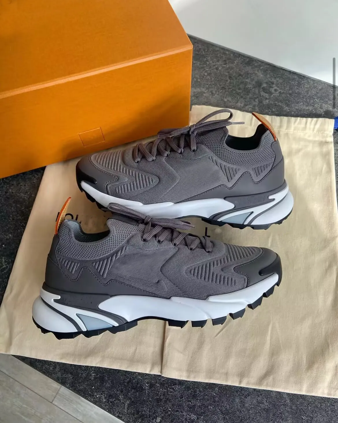 Luxury Designers Men Runner Tatic Sneaker Technical Knit Calf Leather Breathable Trainers Rubber Soles Luxury Brand Party Dress Soles Runner Spor