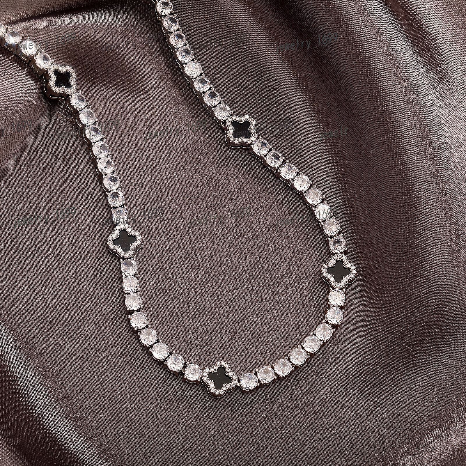 Luxury Unisex Chain Bracelet Rhinestone Butterfly Gold Silver Pearl Fashionable Jewelry for Men Women Gifts