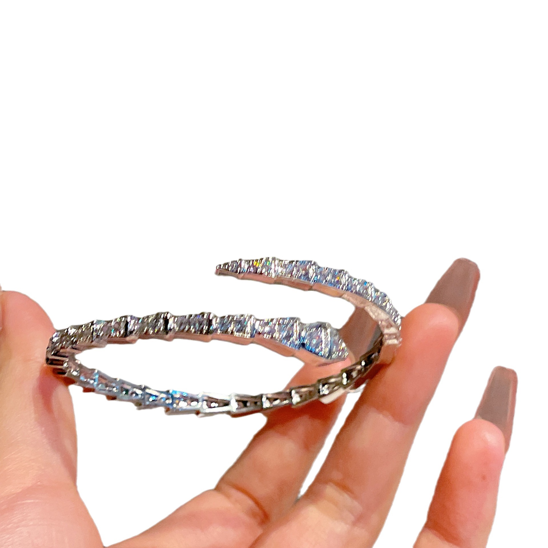 Silver - toned Open Cuff Bangle with Geometric Crystal Detail, Sleek and Sparkling for Daily or Glamorous Occasions, Elegant Fashion Jewelry