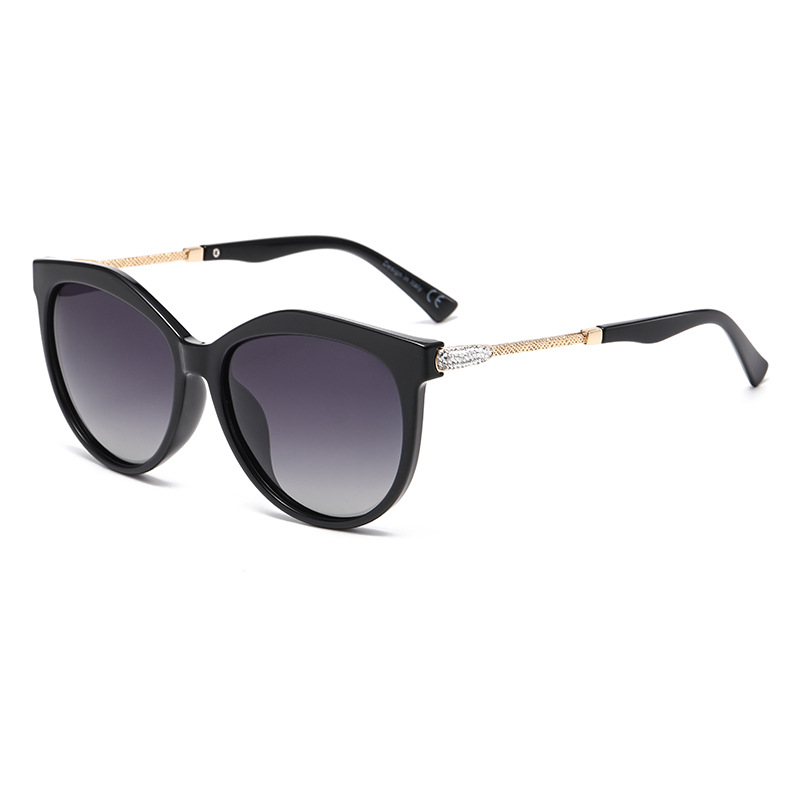 New Arrival Stylish Polarized Metal Sunglasses for Women European and American Style UV resistant with Sparkling Diamonds Hot selling in Europe and Am