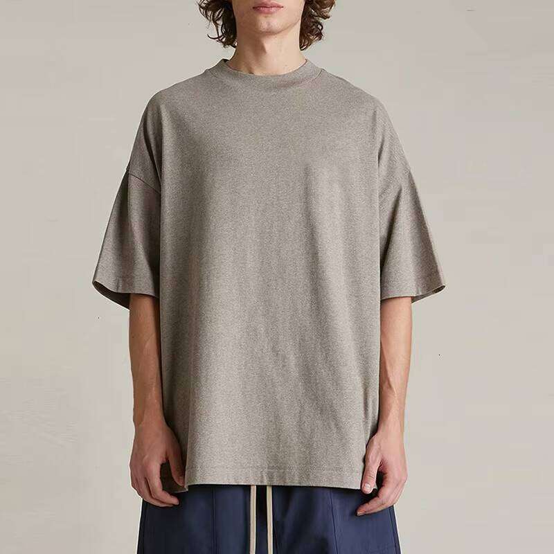 High-Quality 200 Gsm 100% Cotton Square T-Shirt for Men with Logo Print, Oversized Fit, Manufacturer Made in China