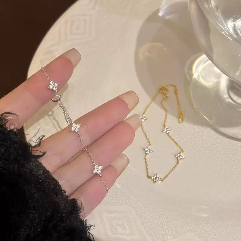 925 Sterling Silver Gold Tone French Starry Sky Four Leaf Clover Bracelet Designer Bracelet for Women Luxury Jewelry Niche Simple Full Diamond Flower 