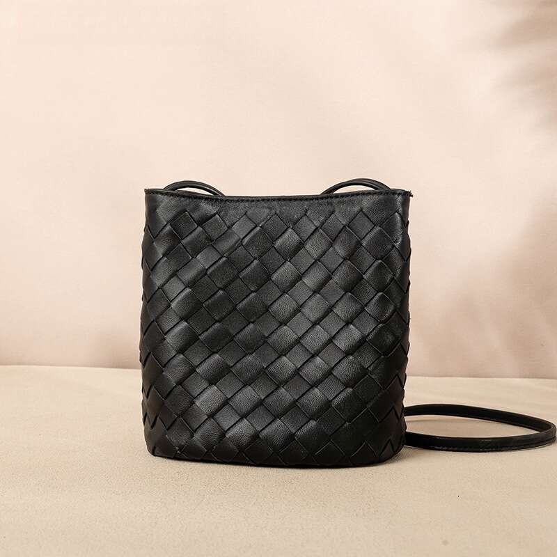 DHpet_wholesale Genuine Lambskin Woven Bucket Bag - Unisex Crossbody Purse with Magnetic Closure, Small Leather Shoulder Bag for Daily Use