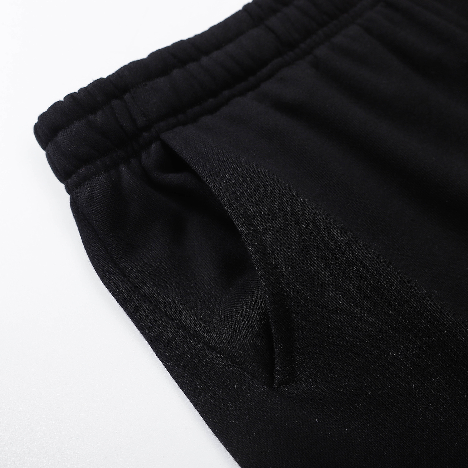Drew House Embroidered smiley face drew shorts black