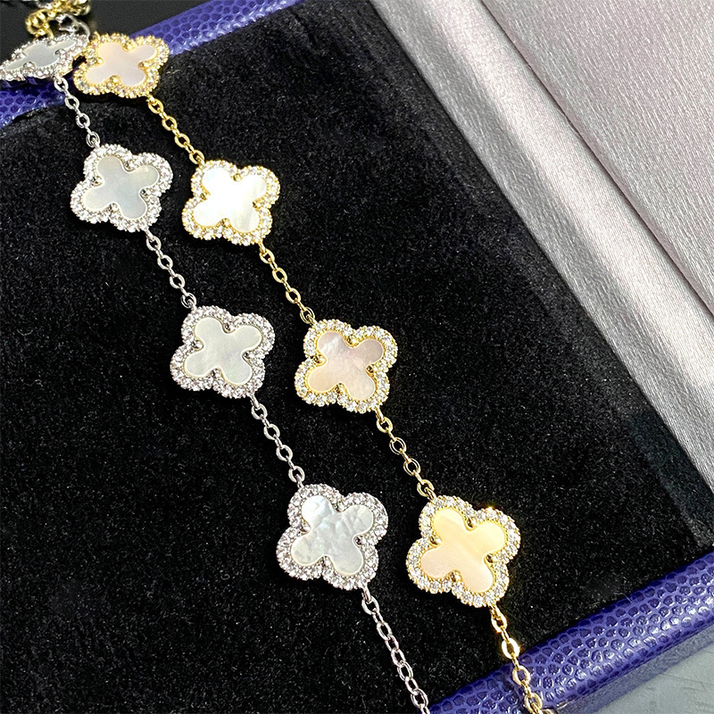 Zircon Flower Shell Pendant Bracelet Light Simple Elegant Hand Niche High-end Versatile Women's Jewelry