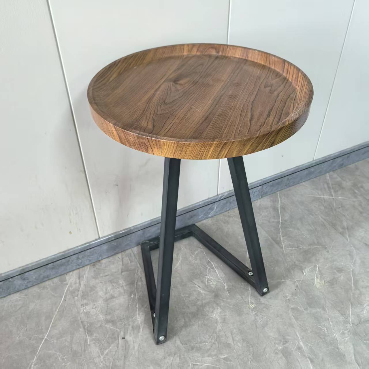 M9024 Simple modern small table home European style side table small round table