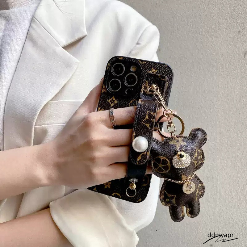 Trendy Brand Old Pattern Compatible With Iphone 15 Pro Pearl Wrist Strap 11 Apple 13 Phone Case 12 Highend 250711