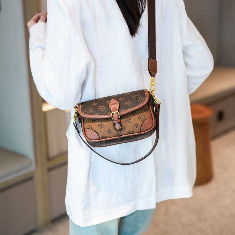 Designer Crossbody Bags Fashion Saddle Bag for Women 2025 New Printed Small Square Light Luxury Shoulder Crossbody Bag