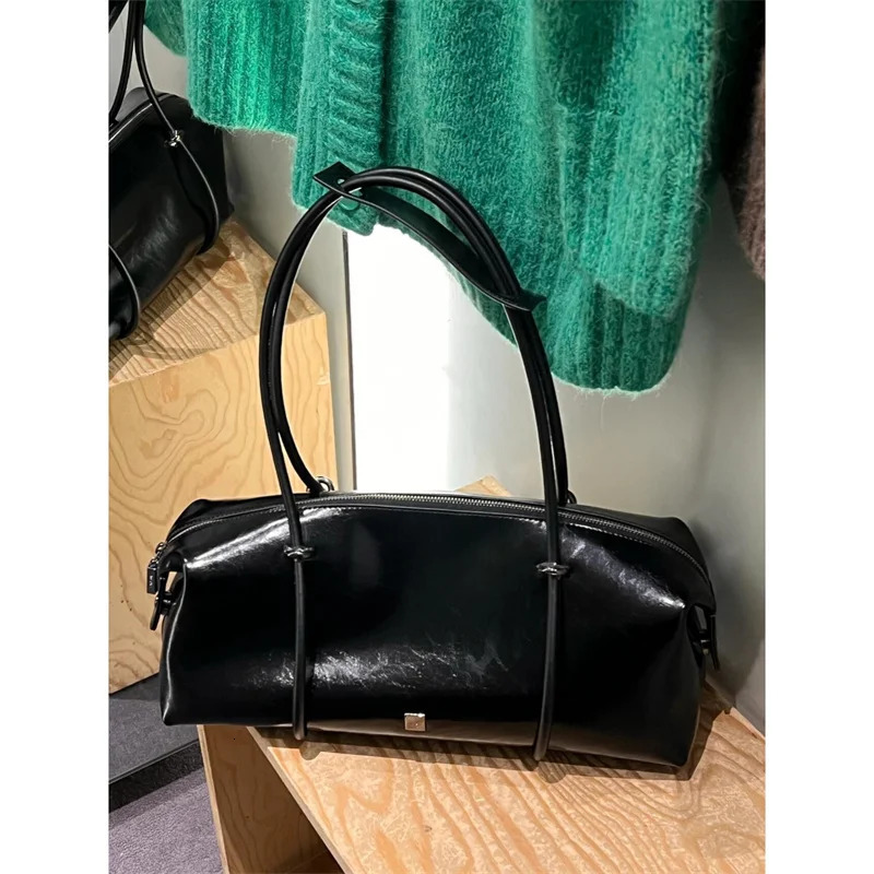 Large Capaci Boston Bags Single oulder Sports Fi Handbags Casual Simple Sle Pillow Bag 250901