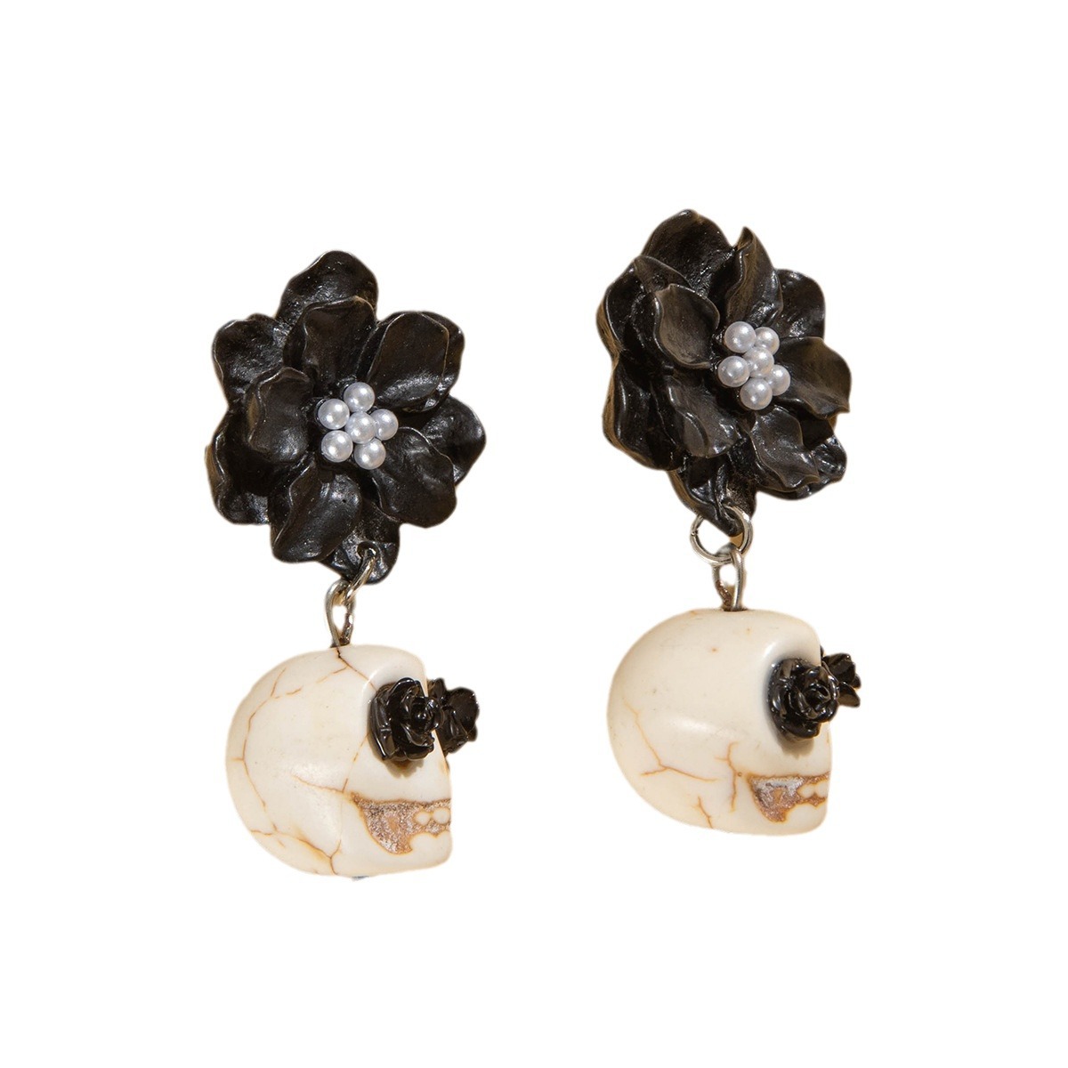 European and American Dark style Skull Black Camellia Earrings Funny and Whimsical Halloween Dangle Earrings for Women