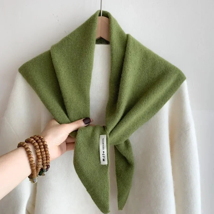 British Korean Triangle Scarf Niche Wool Triangular Scarf Women Headscarf Knitted Scarf Multifunctional Warm Knitted Scarf 250901