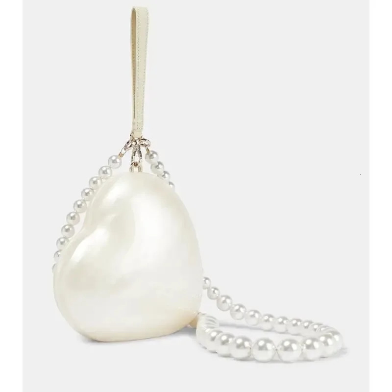 Heart Shaped Evening Bag Female Acrylic Pearl Fashion Trend Handbag HighGrade Wedding Party Lovely Mini Purse Clutch 250901