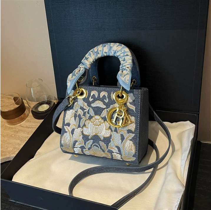 luxury handbags designer bag shoulder crossbody bag 2025 designer bags purses for designer women bag handbag purse shoulder bags mini white designer c