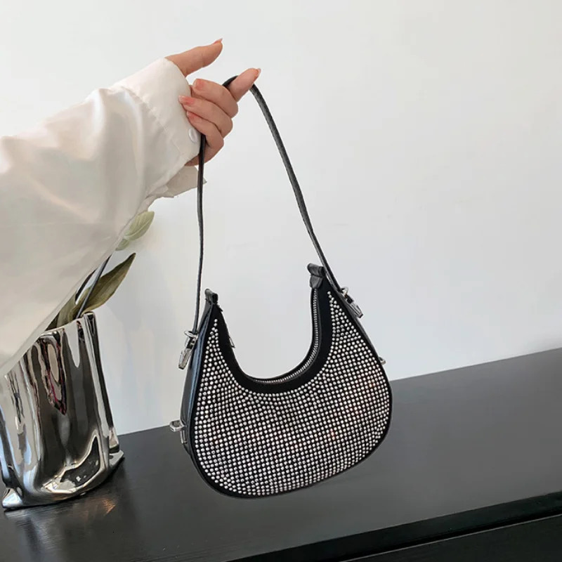 Chain Diamonds PU Leather Crossbody Bags for Women Summer Shoulder Handbags Female Solid Color Cross Body Bag 250901