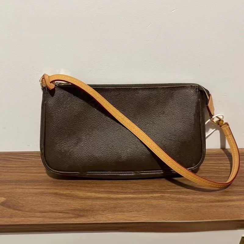 Designer high-end light luxury fashion single-shoulder crossbody handbag for women