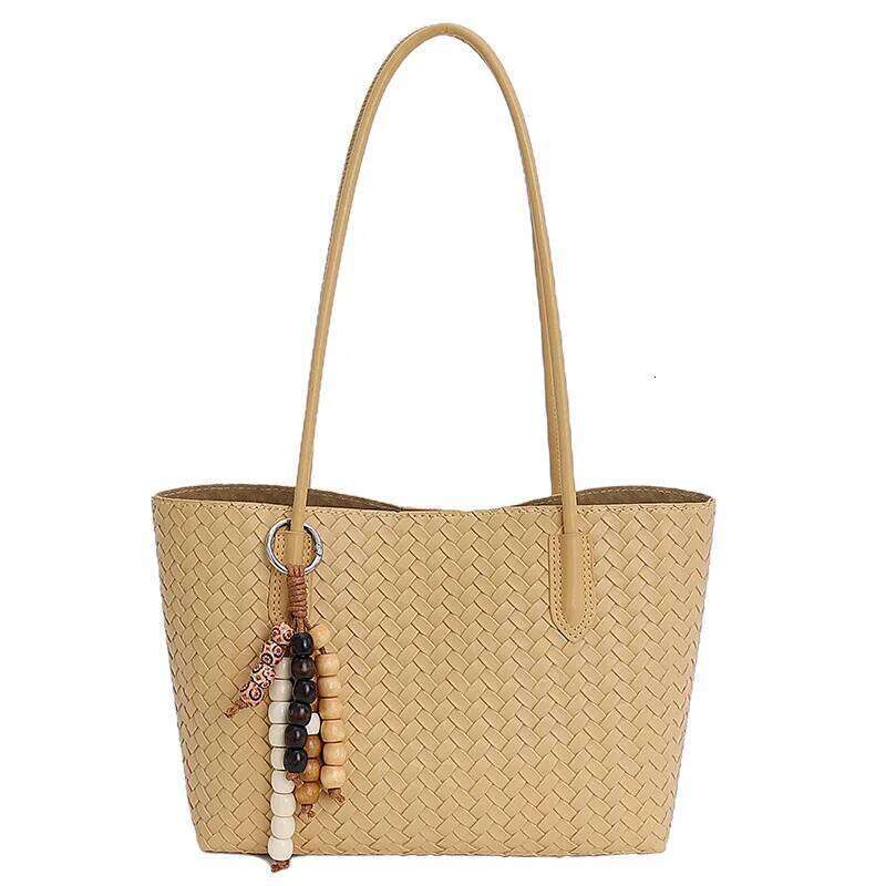 Versatile Women's Crossbody Shoulder Bag Wing Design Fall Winter New Style Fashionable Single Strap Handbag